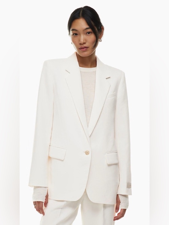 Aritzia Jackets & Blazers - Aritzia Wilfred Generation Blazer Sz M gently used